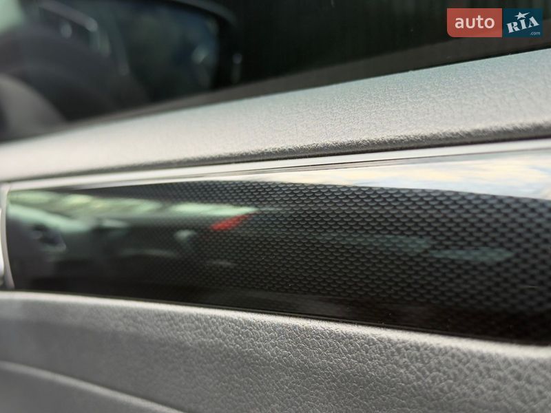 Седан Volkswagen Jetta 2016 в Умани