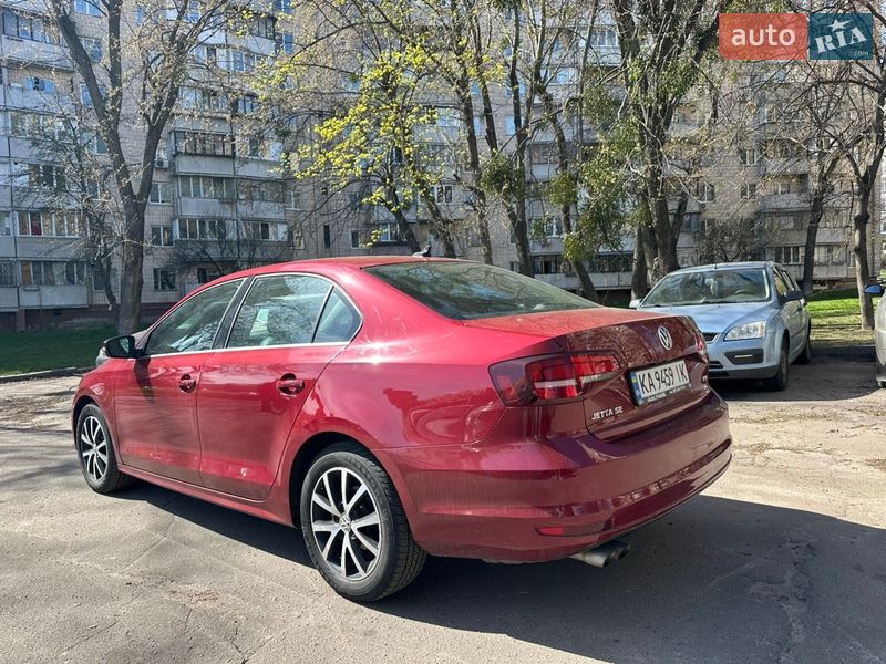 Седан Volkswagen Jetta 2016 в Киеве