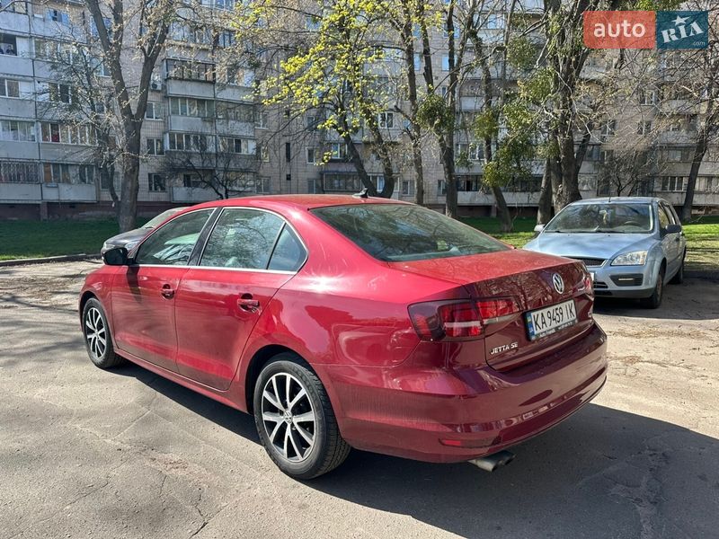 Седан Volkswagen Jetta 2016 в Киеве