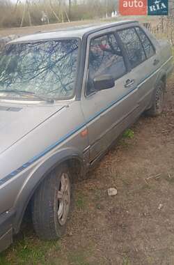 Седан Volkswagen Jetta 1990 в Ровно