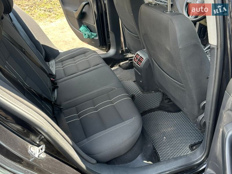Седан Volkswagen Jetta 2009 в Конотопе
