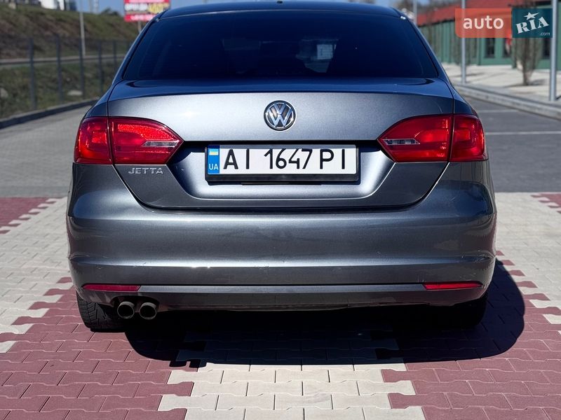Седан Volkswagen Jetta 2011 в Ирпене