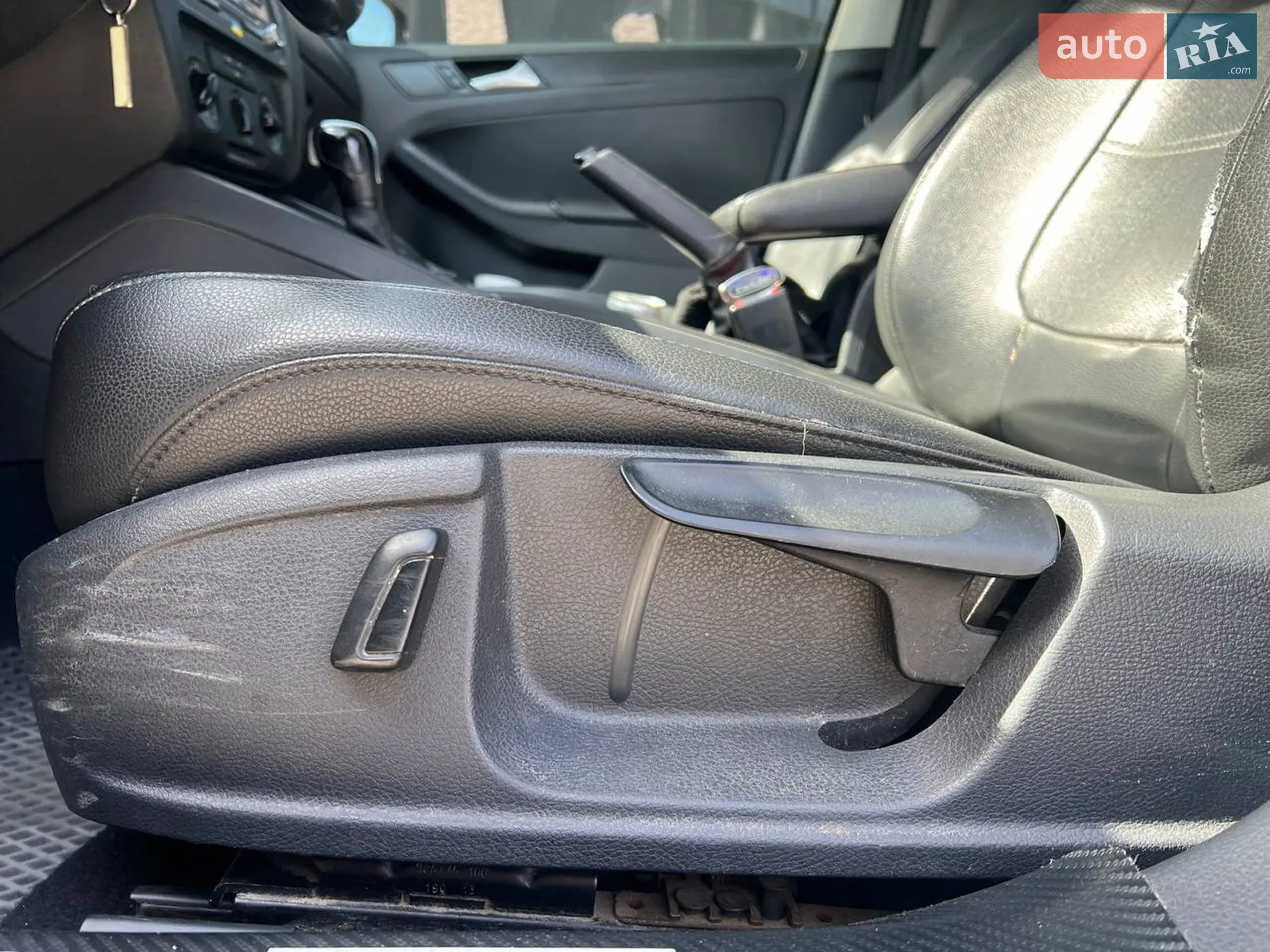2013 Volkswagen Jetta - мініатюра 21