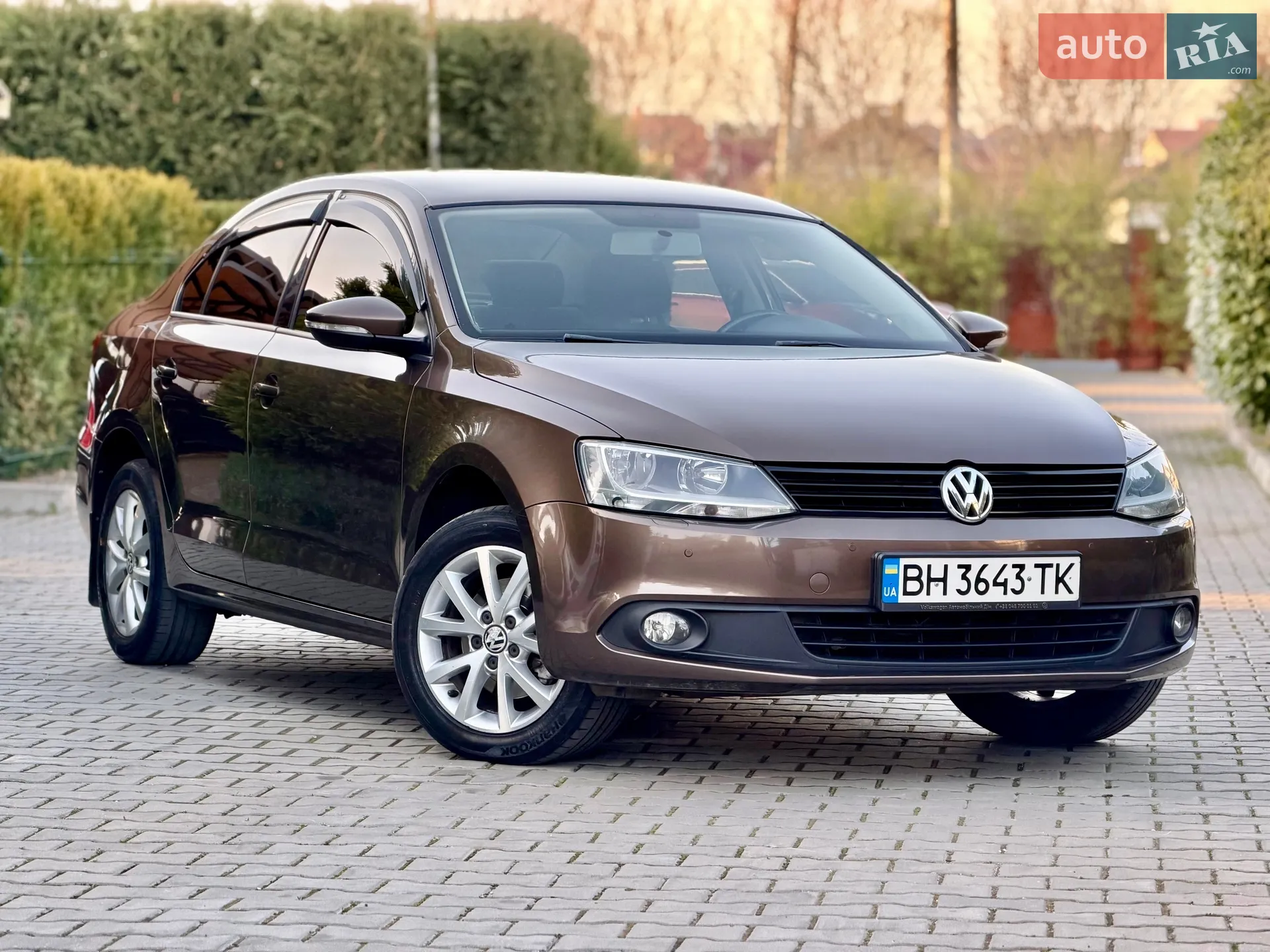 2011 Volkswagen Jetta - фото 1