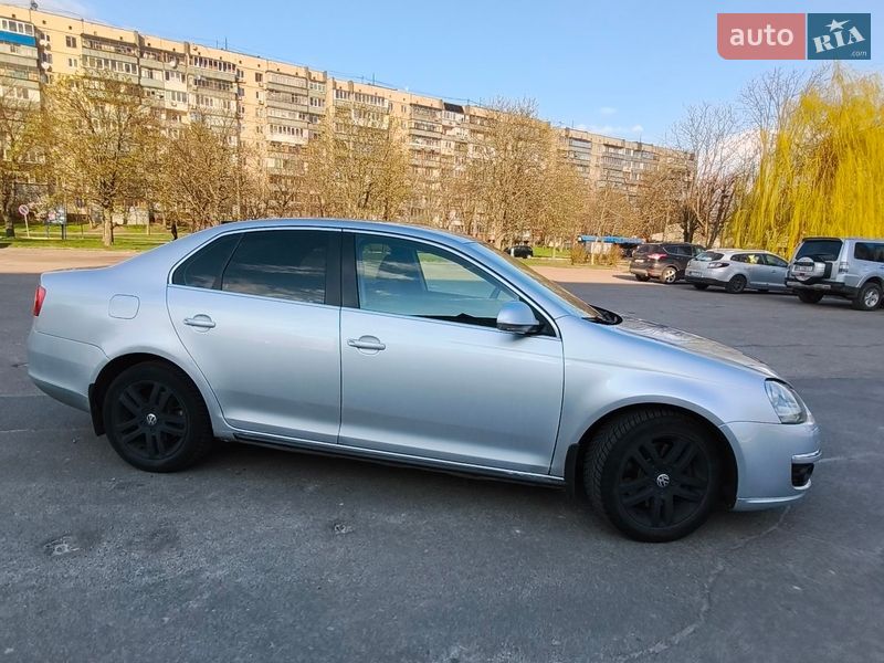 Седан Volkswagen Jetta 2009 в Киеве