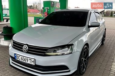 Седан Volkswagen Jetta 2017 в Яворове