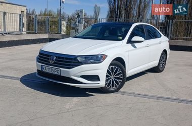 Седан Volkswagen Jetta 2019 в Киеве