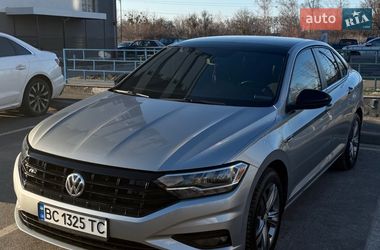 Седан Volkswagen Jetta 2019 в Киеве