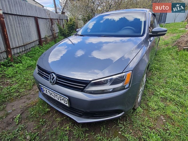 Volkswagen Jetta 2013