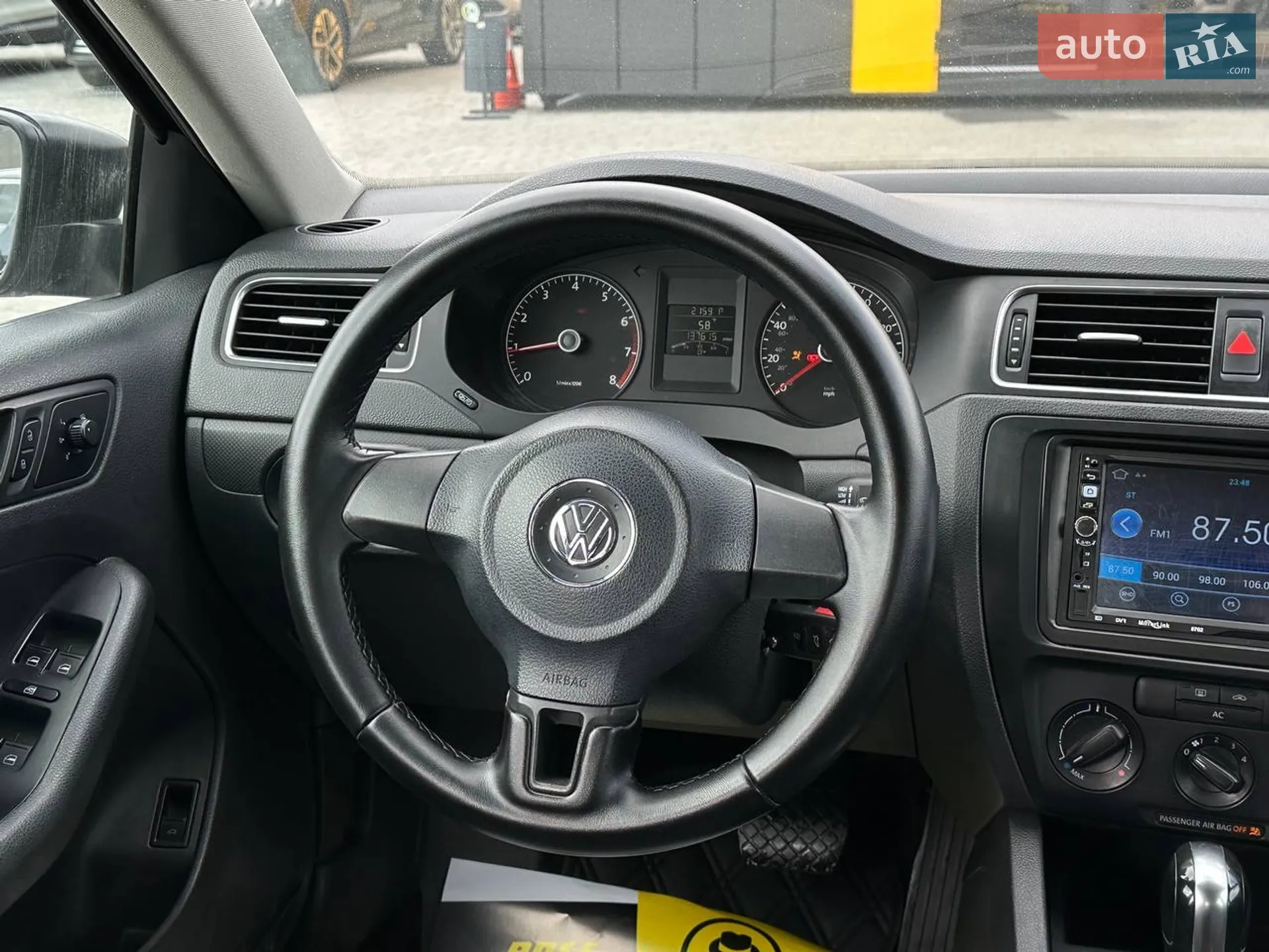 2012 Volkswagen Jetta - мініатюра 12