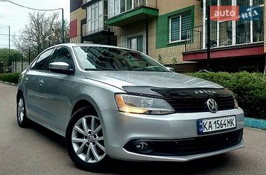 Седан Volkswagen Jetta 2011 в Києві