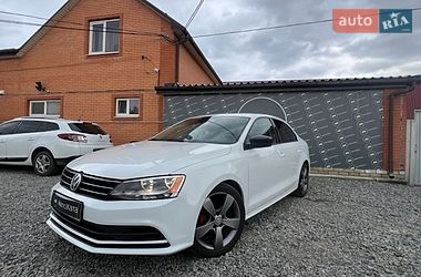 Седан Volkswagen Jetta 2015 в Дергачах