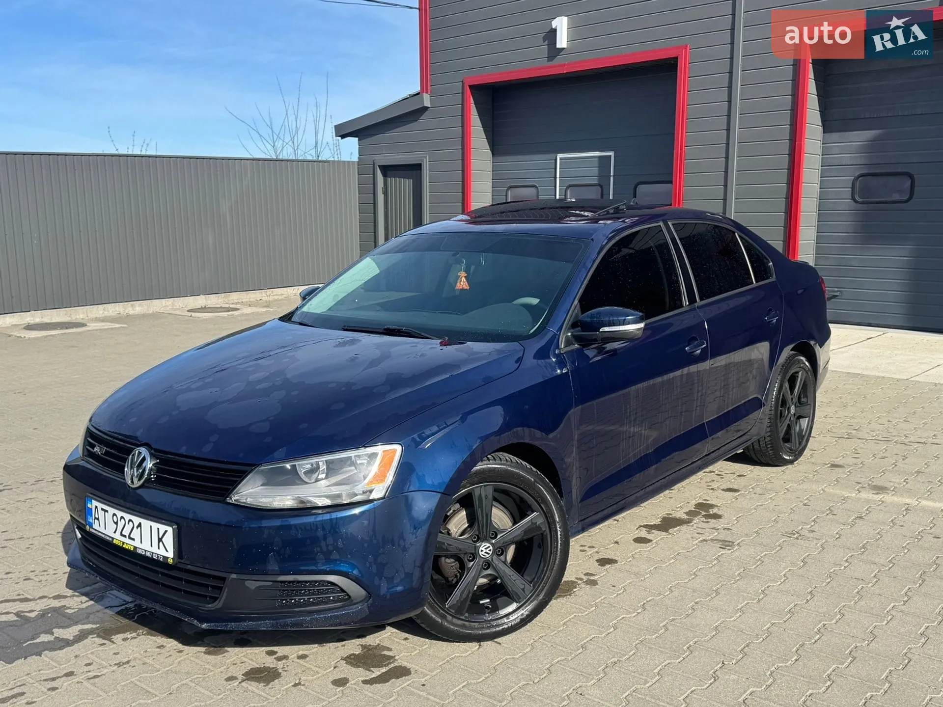 2010 Volkswagen Jetta - мініатюра 3