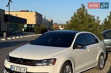 Седан Volkswagen Jetta 2017 в Хмельницькому