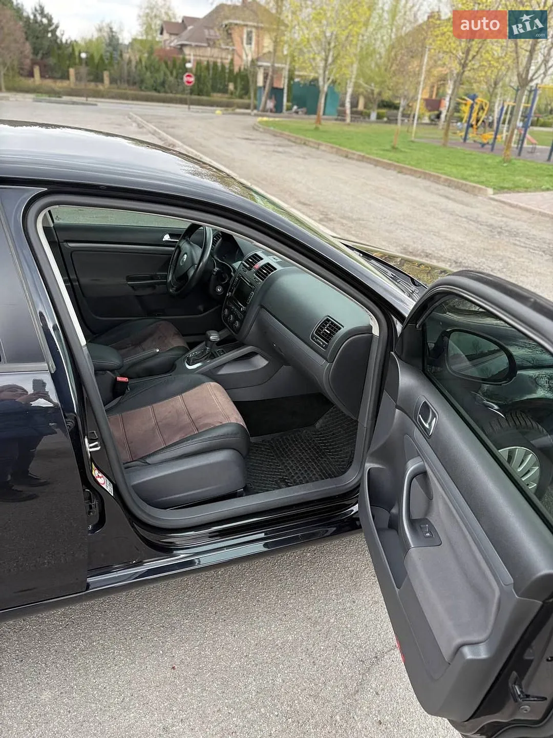 Volkswagen Jetta 2009 VIN WVWZZZ1KZ9M072096 фото оголошення 4 з 41