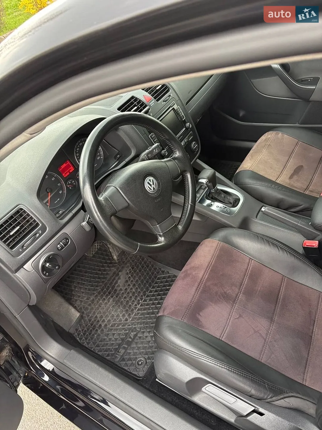 Volkswagen Jetta 2009 VIN WVWZZZ1KZ9M072096 фото оголошення 10 з 41