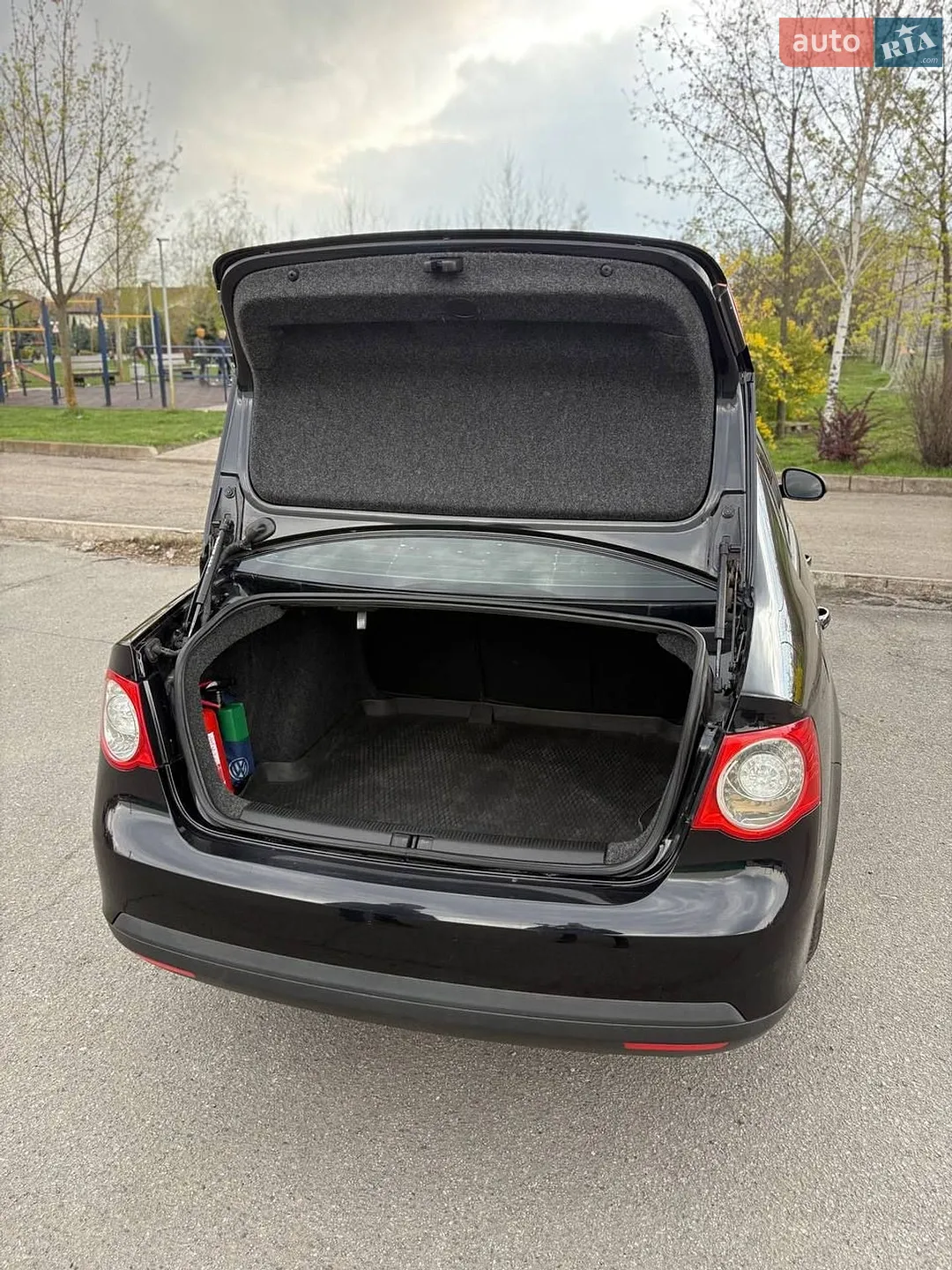 Volkswagen Jetta 2009 VIN WVWZZZ1KZ9M072096 фото оголошення 14 з 41