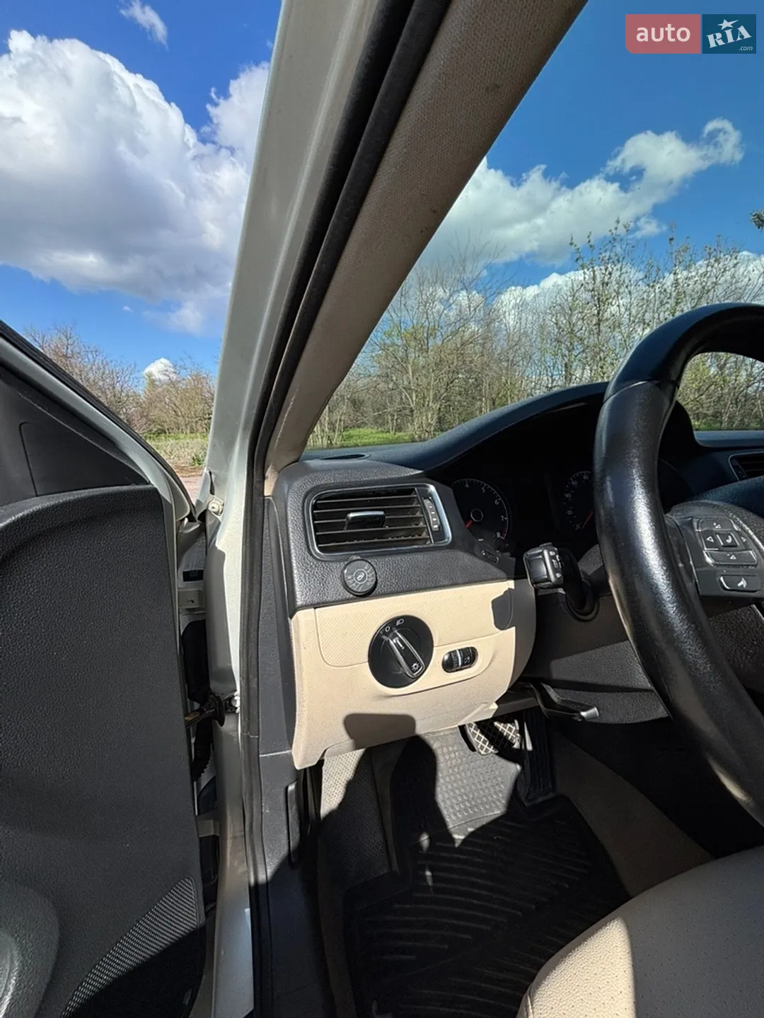 2011 Volkswagen Jetta - мініатюра 15