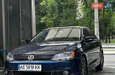 Седан Volkswagen Jetta 2012 в Днепре