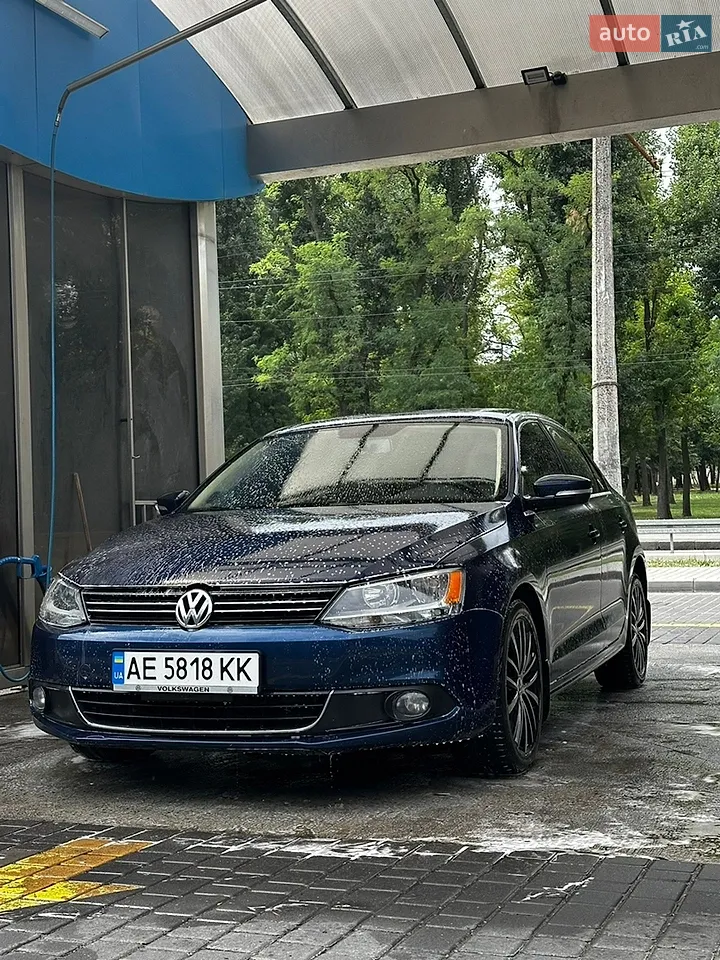 2011 Volkswagen Jetta - мініатюра 12