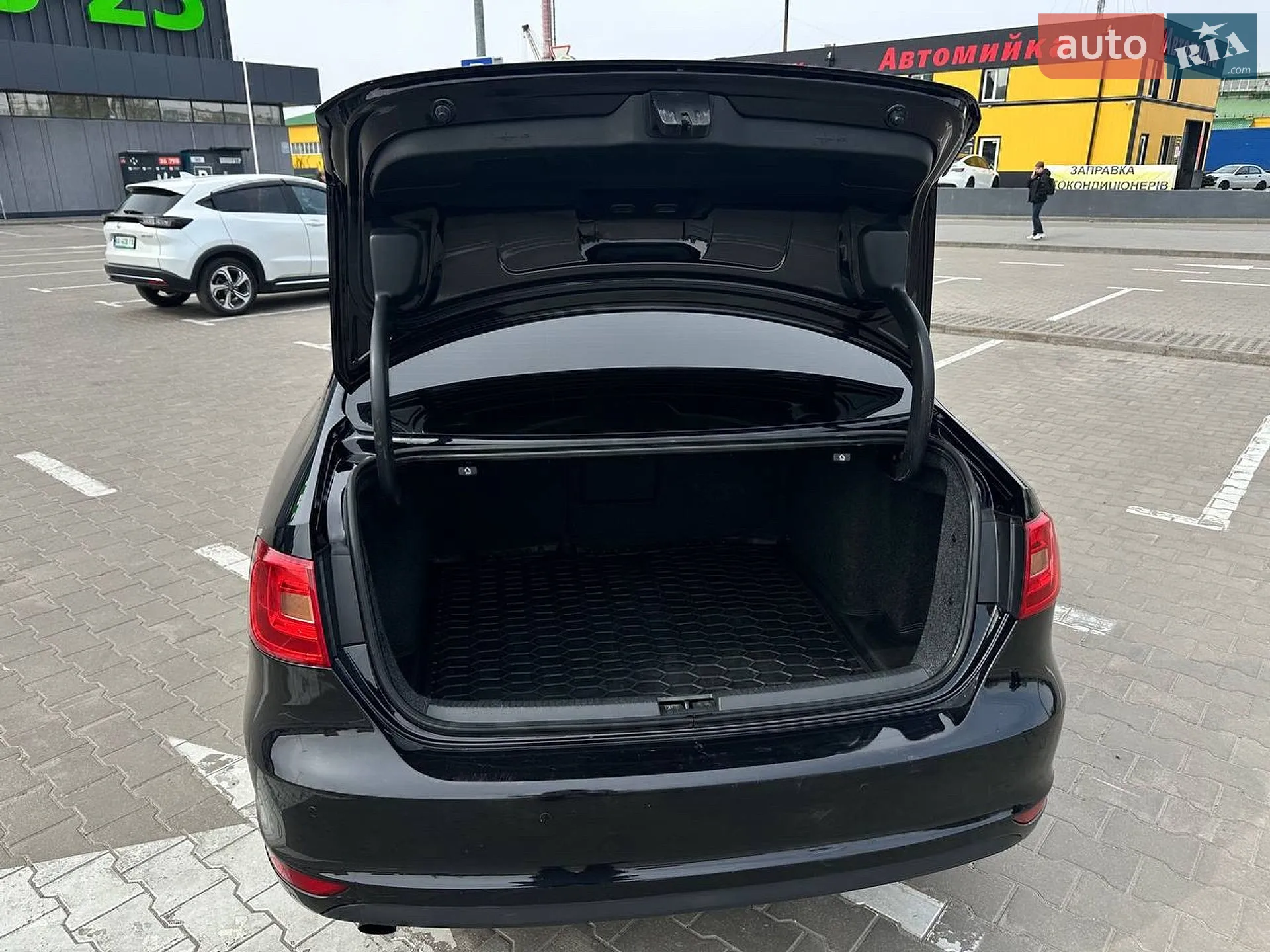 2013 Volkswagen Jetta - мініатюра 15
