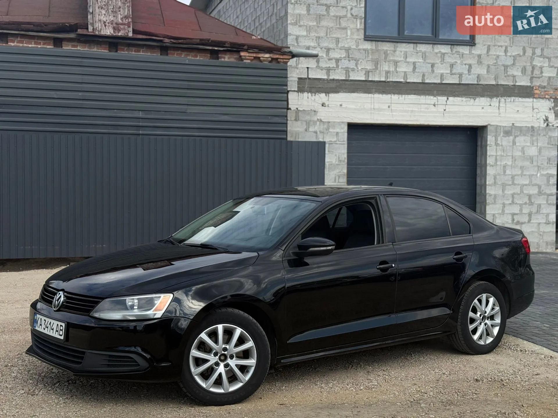 2011 Volkswagen Jetta - фото 1