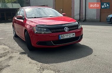 Седан Volkswagen Jetta 2013 в Вінниці