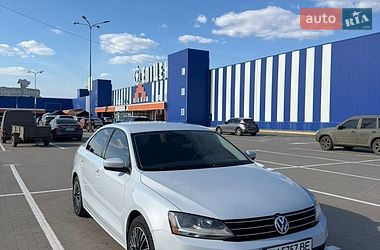 Седан Volkswagen Jetta 2016 в Сумах