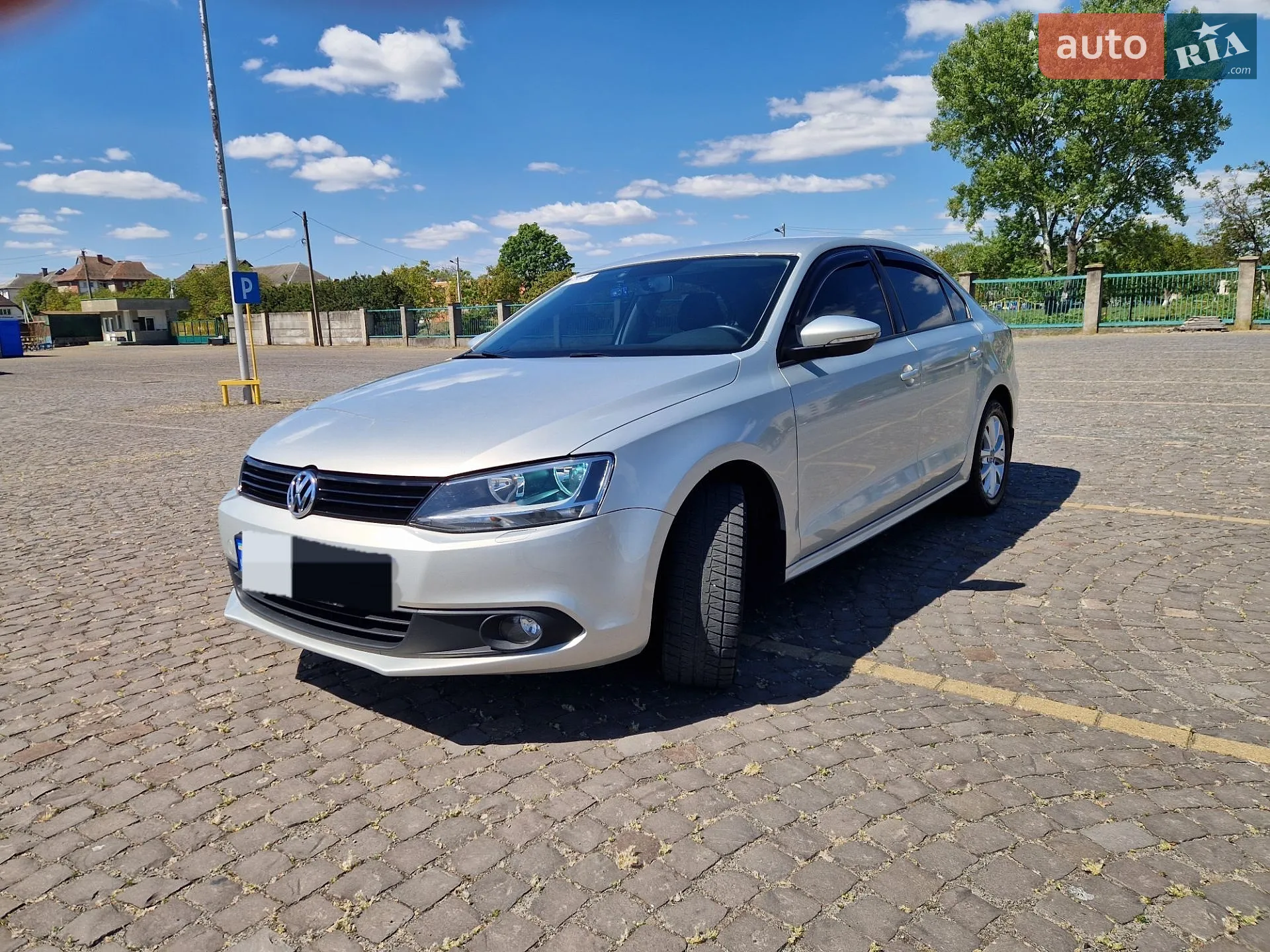 2011 Volkswagen Jetta - мініатюра 2