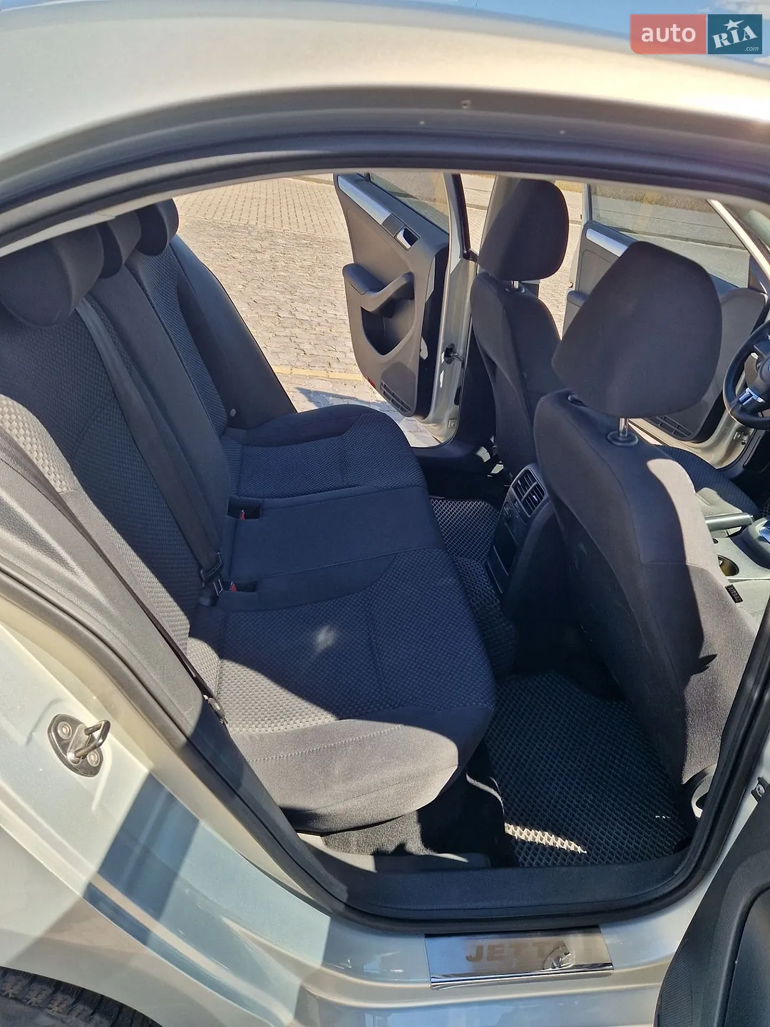 2011 Volkswagen Jetta - мініатюра 20
