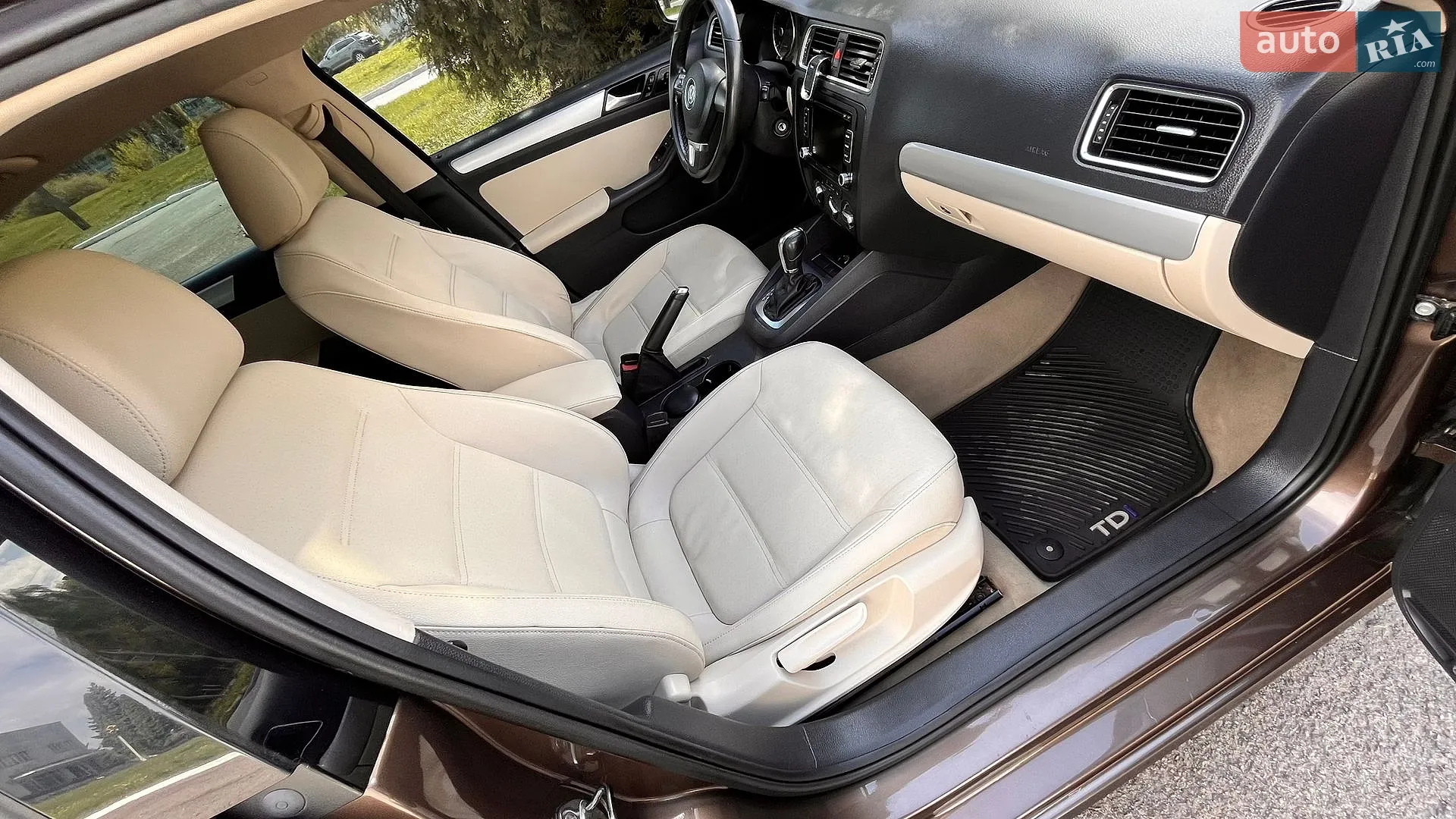 2012 Volkswagen Jetta - мініатюра 24