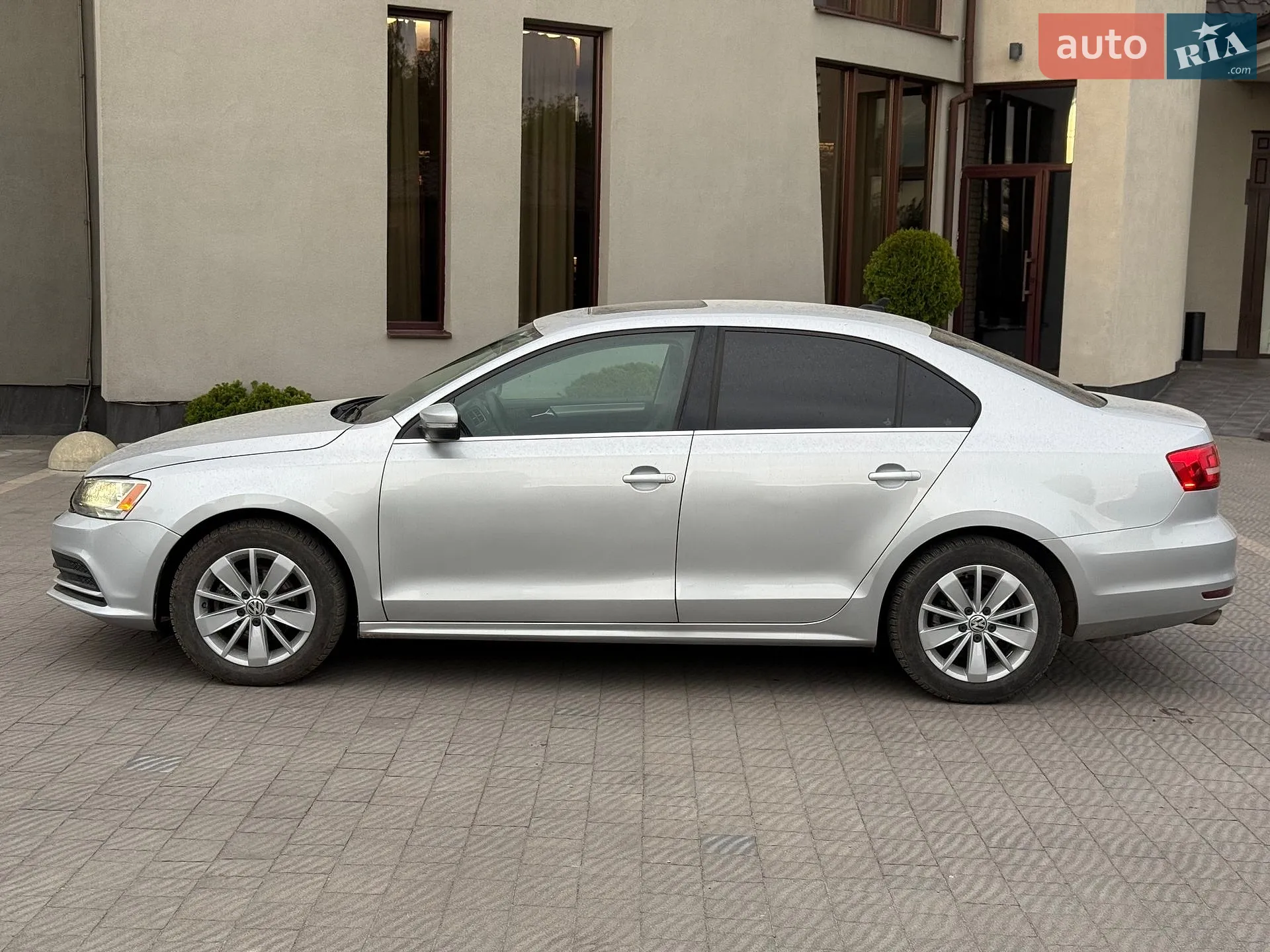 2016 Volkswagen Jetta - мініатюра 2