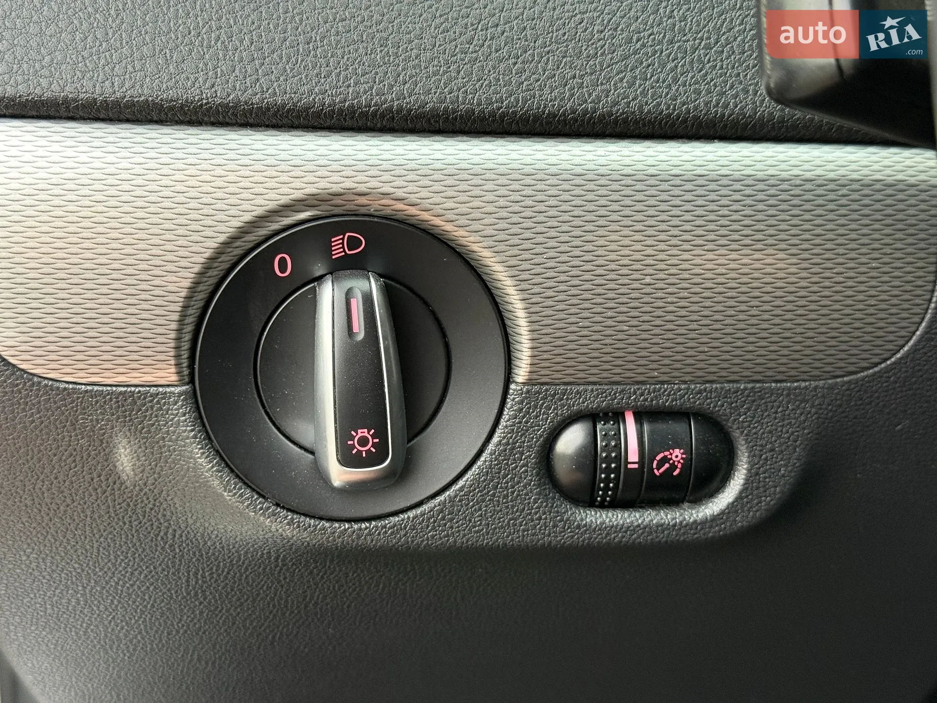 2016 Volkswagen Jetta - мініатюра 24