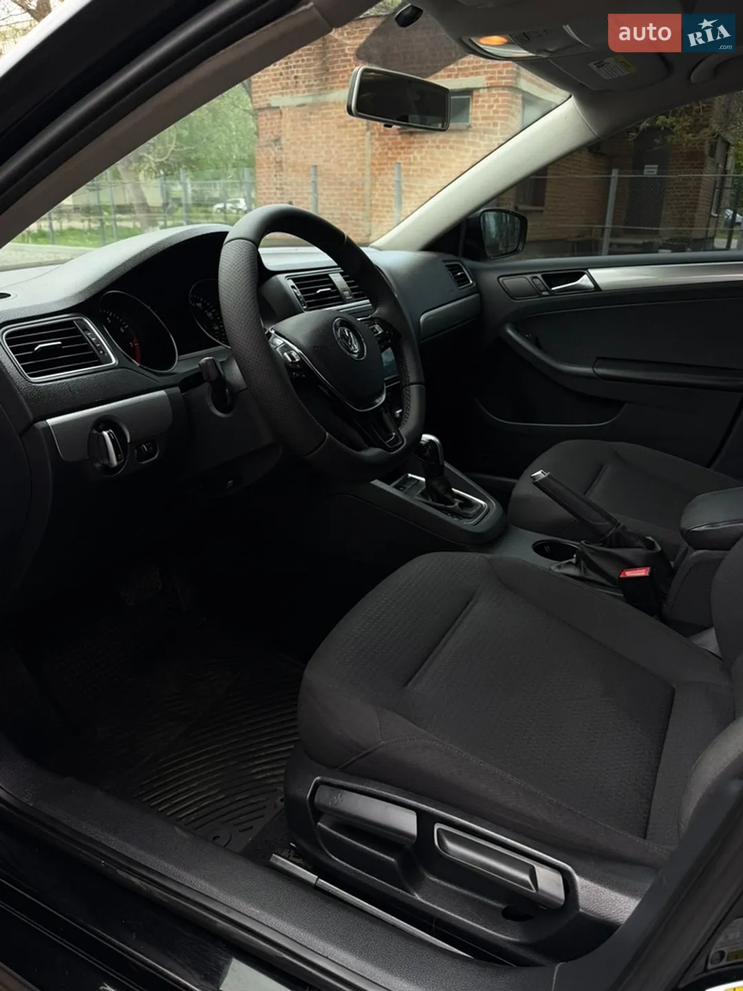 2015 Volkswagen Jetta - мініатюра 31