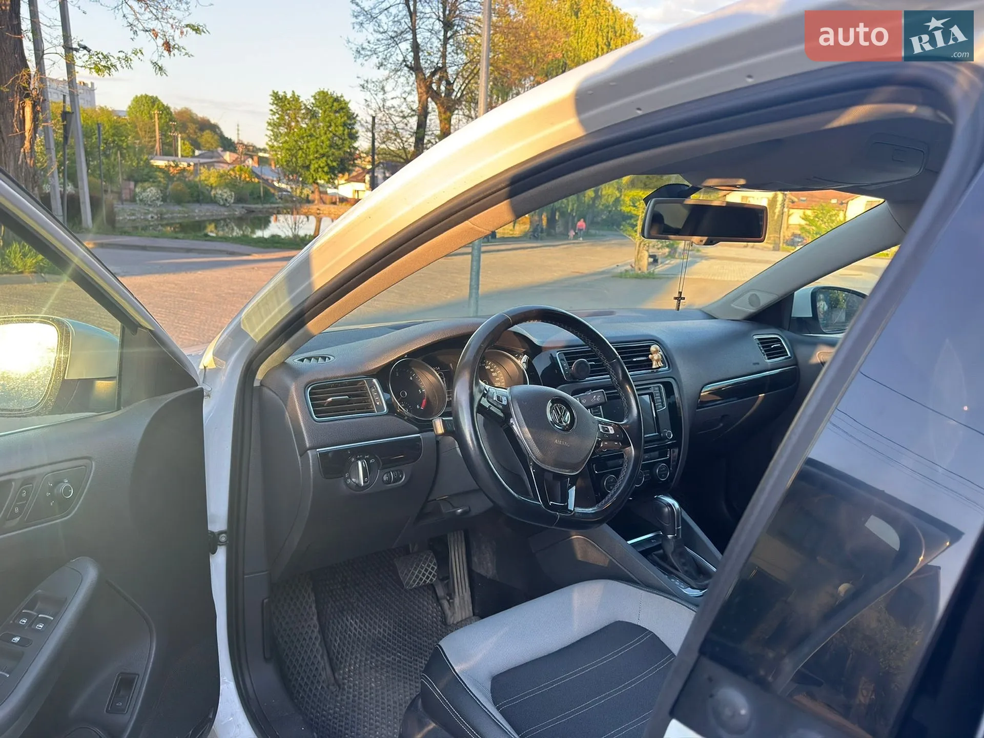 2016 Volkswagen Jetta - мініатюра 13