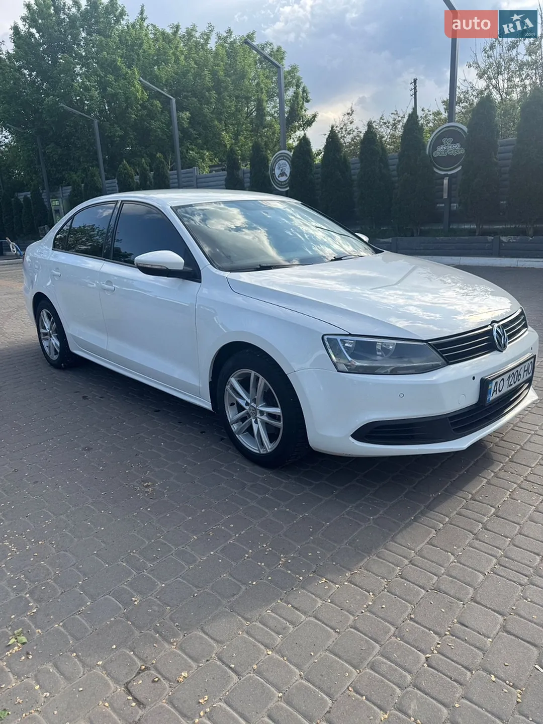 2011 Volkswagen Jetta - мініатюра 3