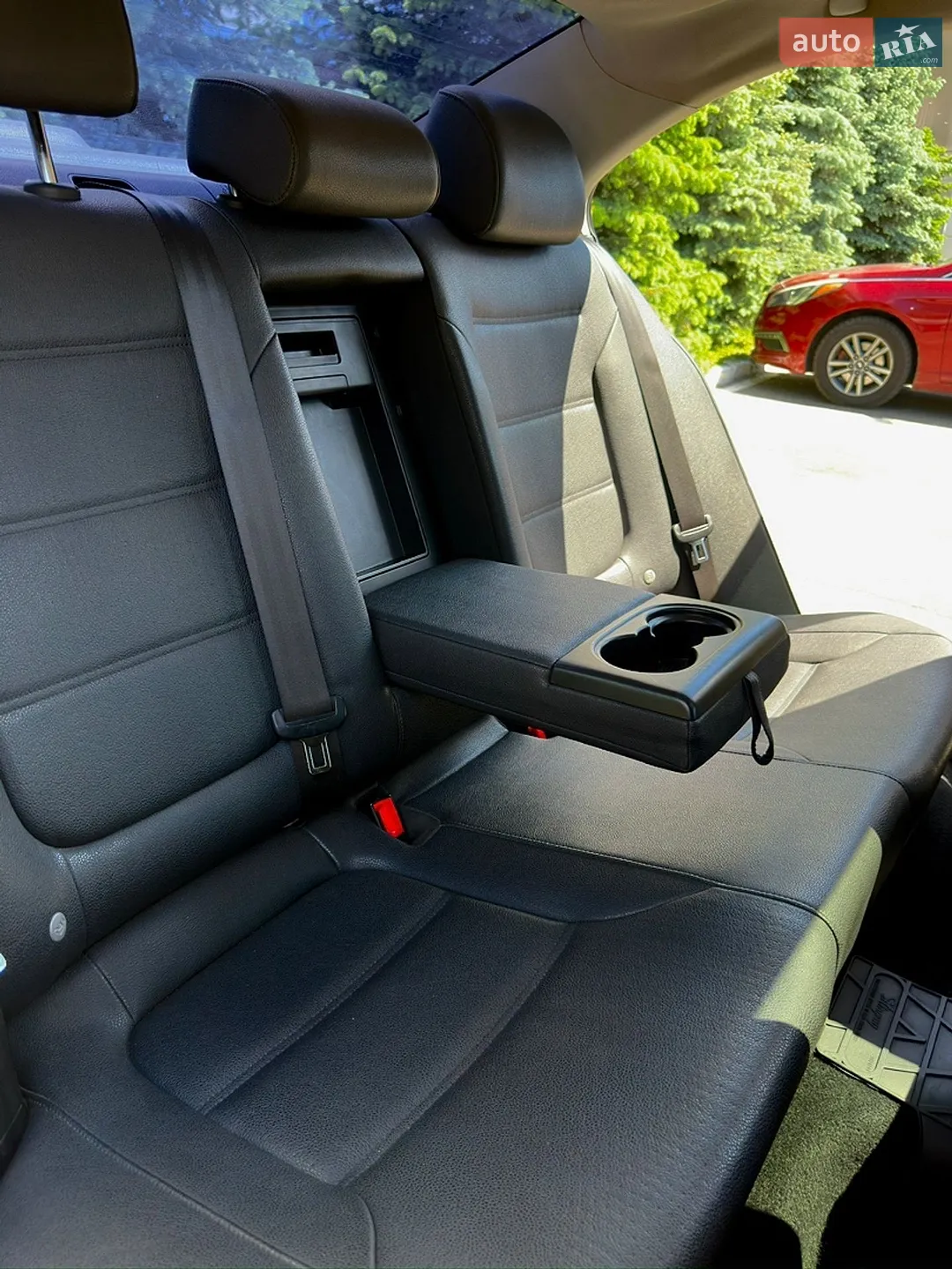 2010 Volkswagen Jetta - мініатюра 35