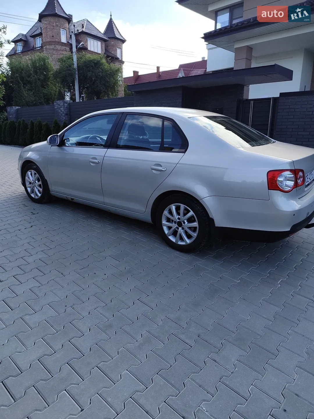 2010 Volkswagen Jetta - мініатюра 11