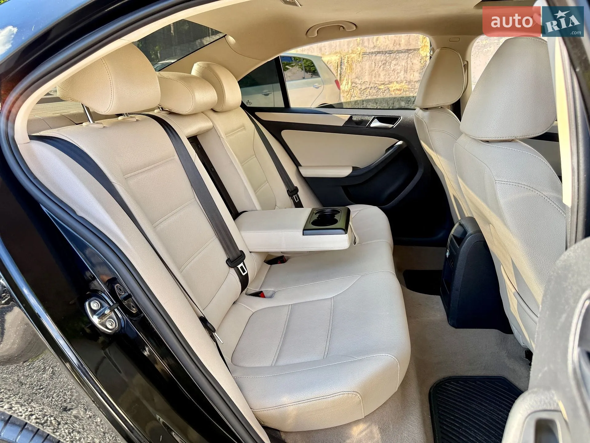 2012 Volkswagen Jetta - мініатюра 11