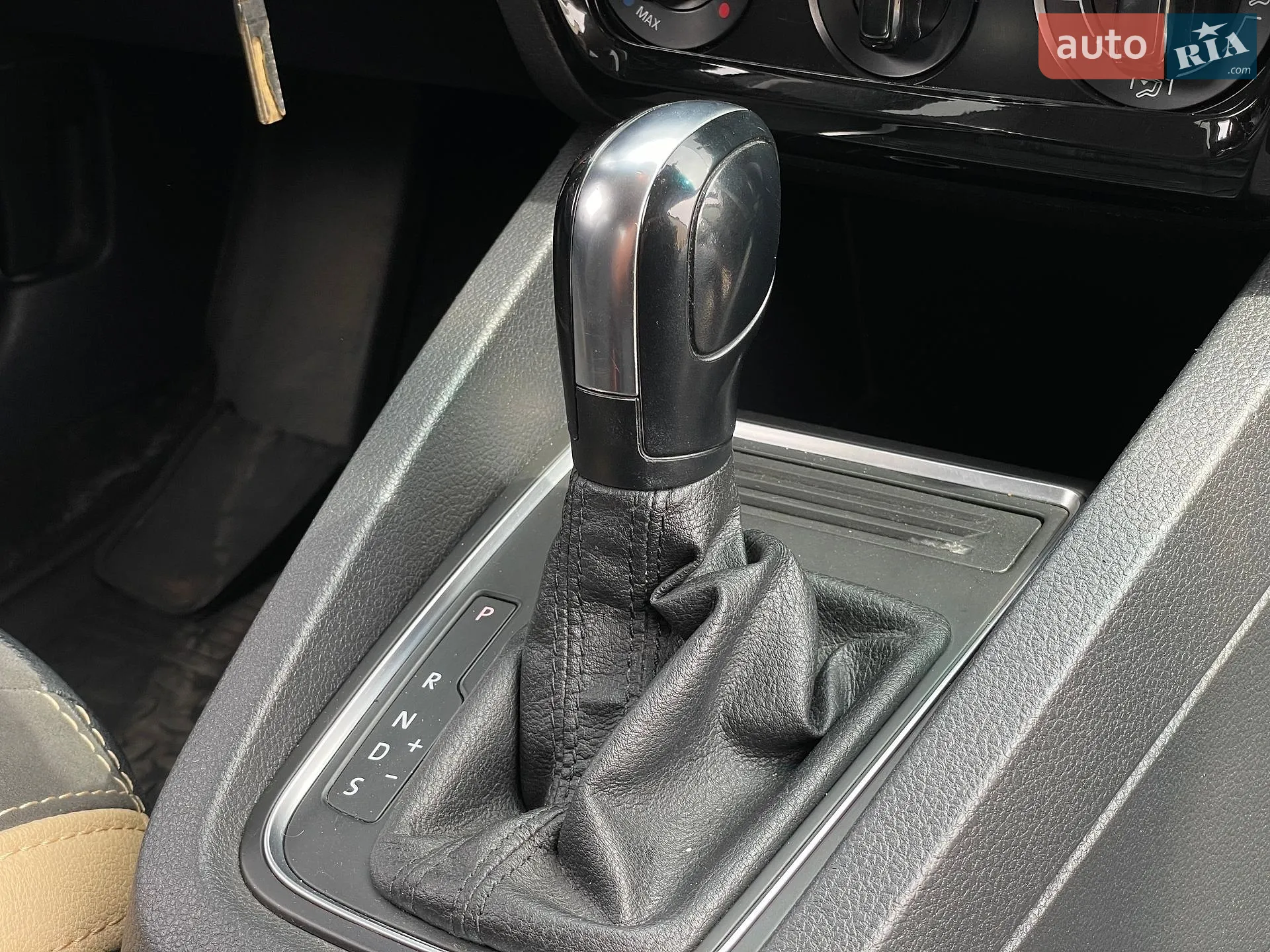 2014 Volkswagen Jetta - мініатюра 37