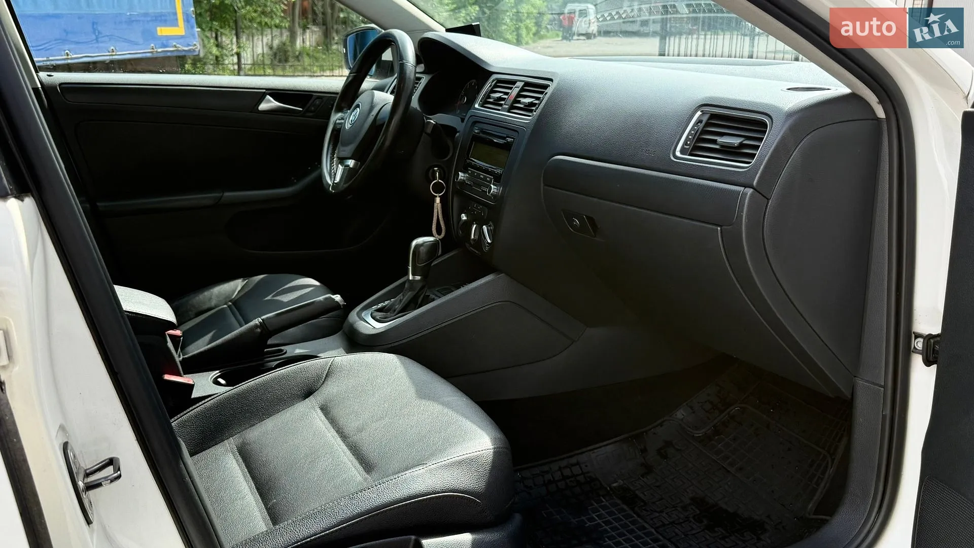 2011 Volkswagen Jetta - мініатюра 22
