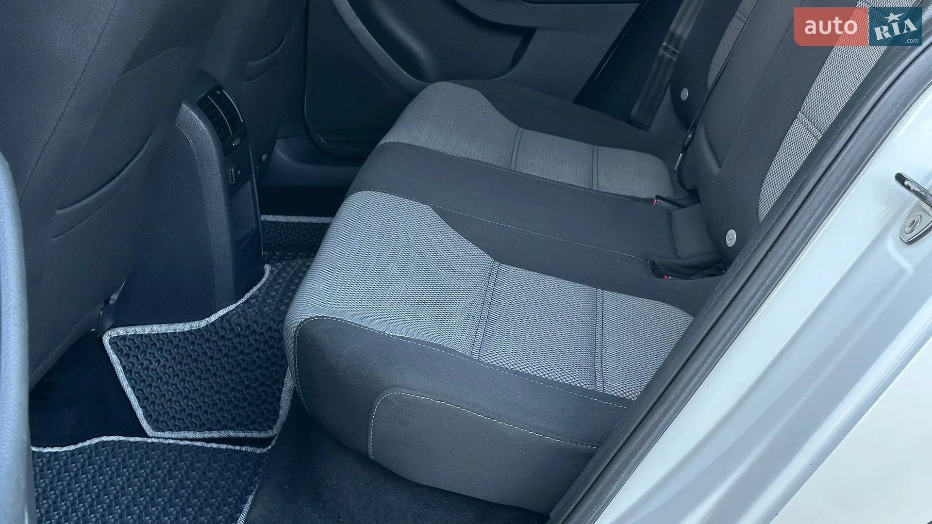 2013 Volkswagen Jetta - мініатюра 91