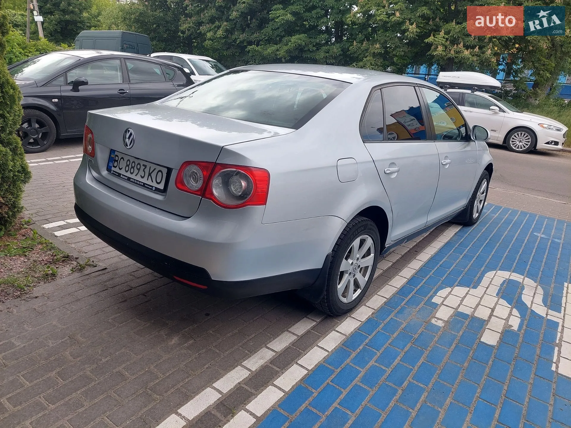 2010 Volkswagen Jetta - мініатюра 6