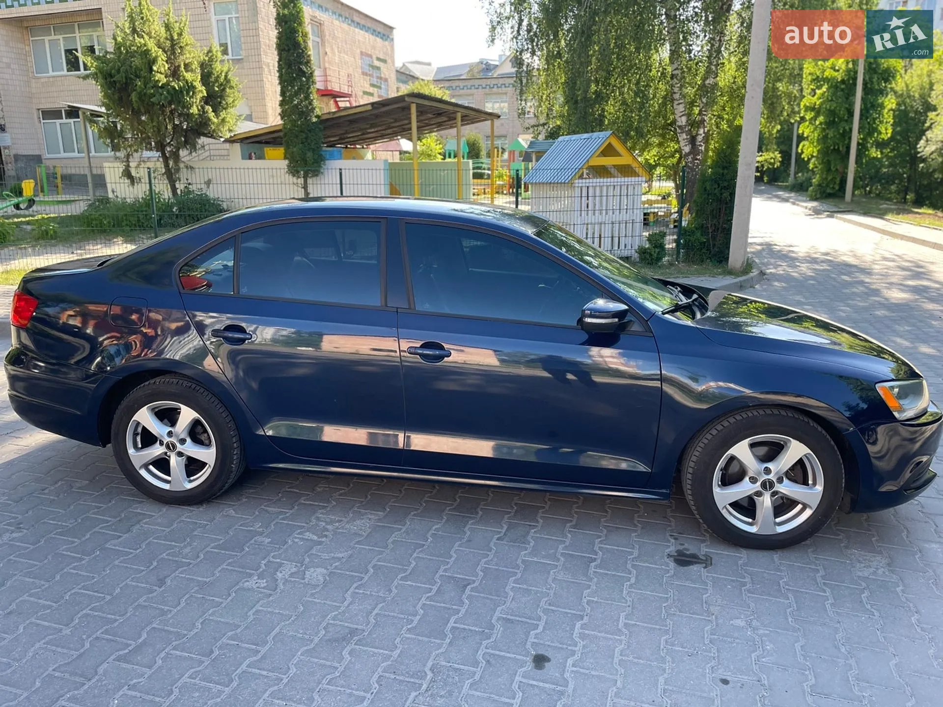 2011 Volkswagen Jetta - мініатюра 3