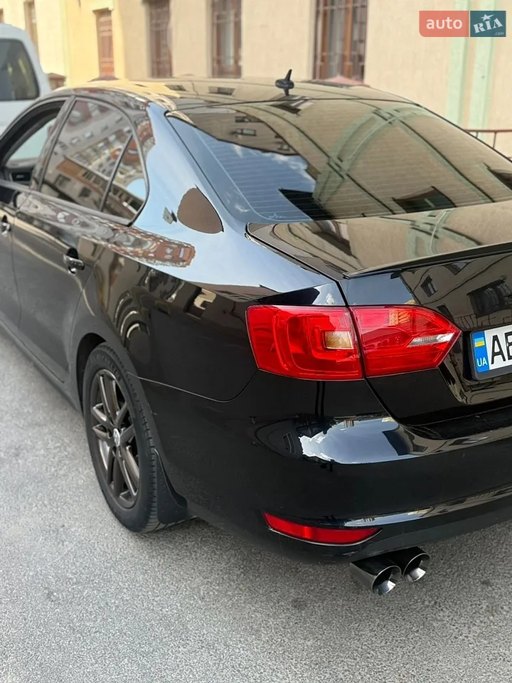 2011 Volkswagen Jetta - мініатюра 16