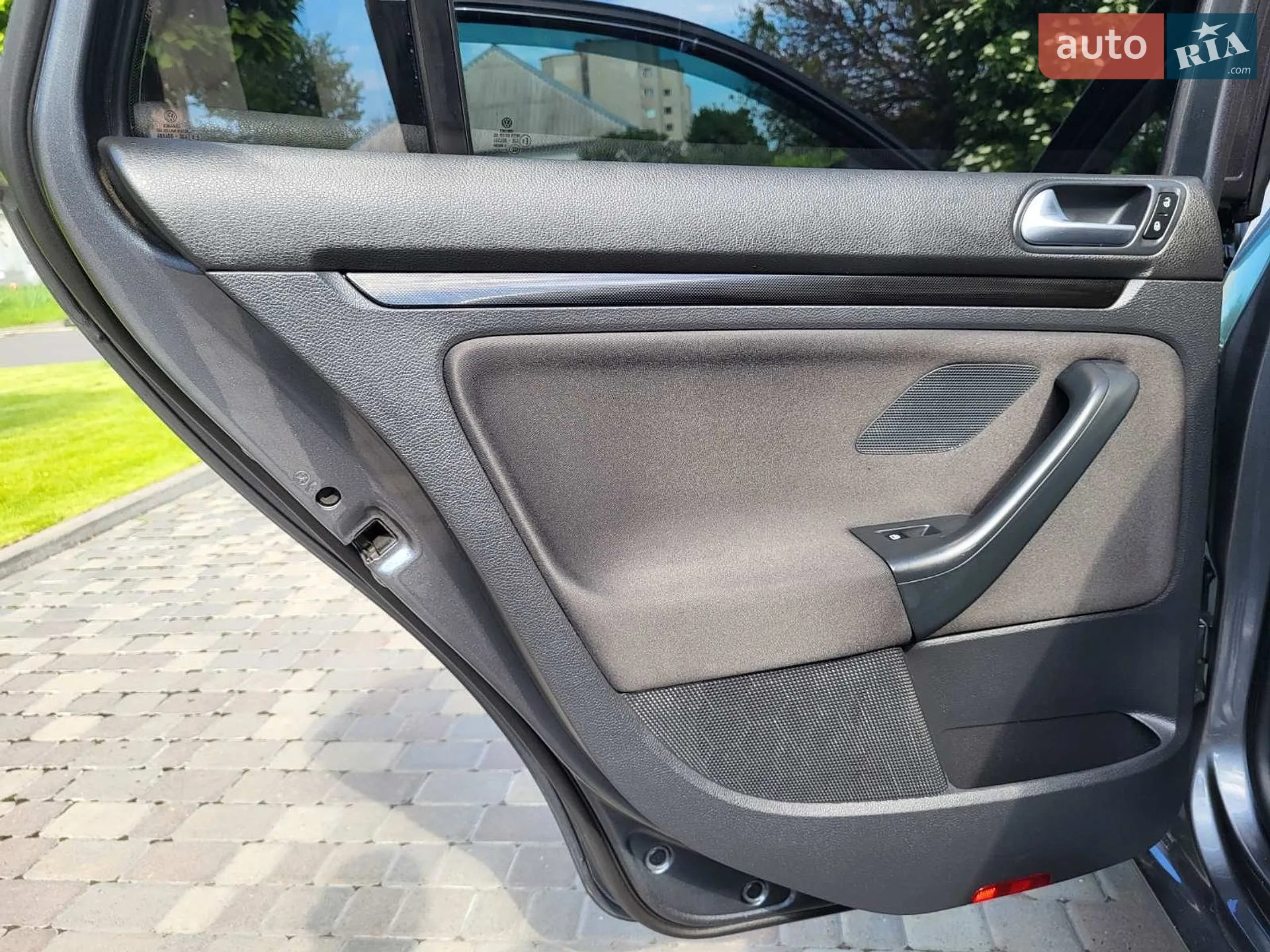 2012 Volkswagen Jetta - мініатюра 32