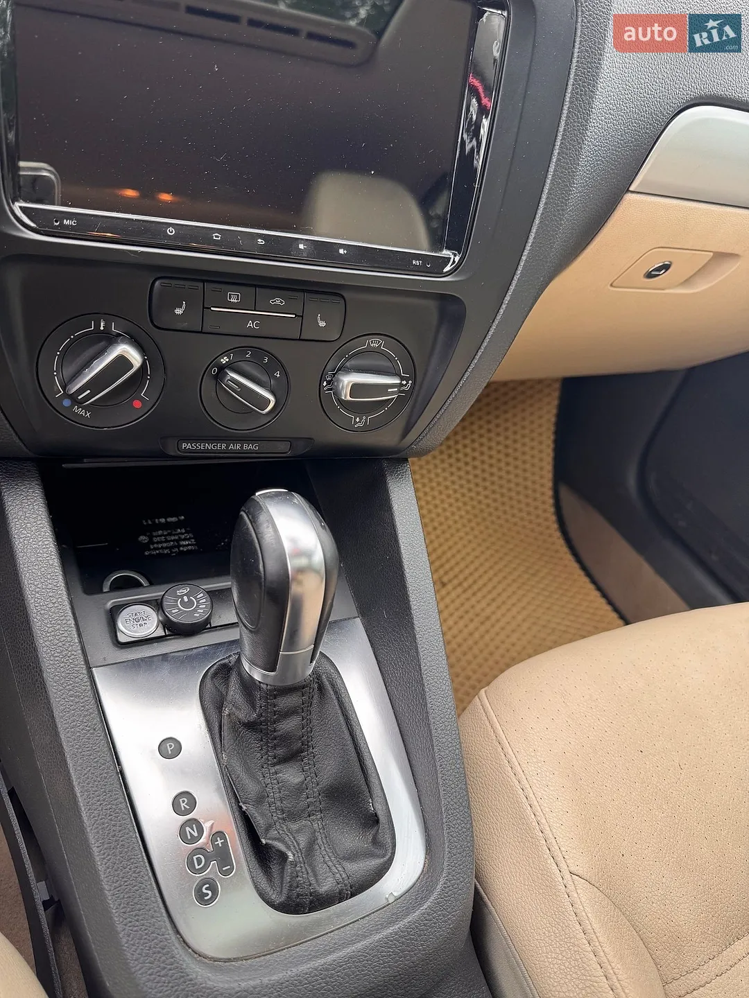 2011 Volkswagen Jetta - мініатюра 3