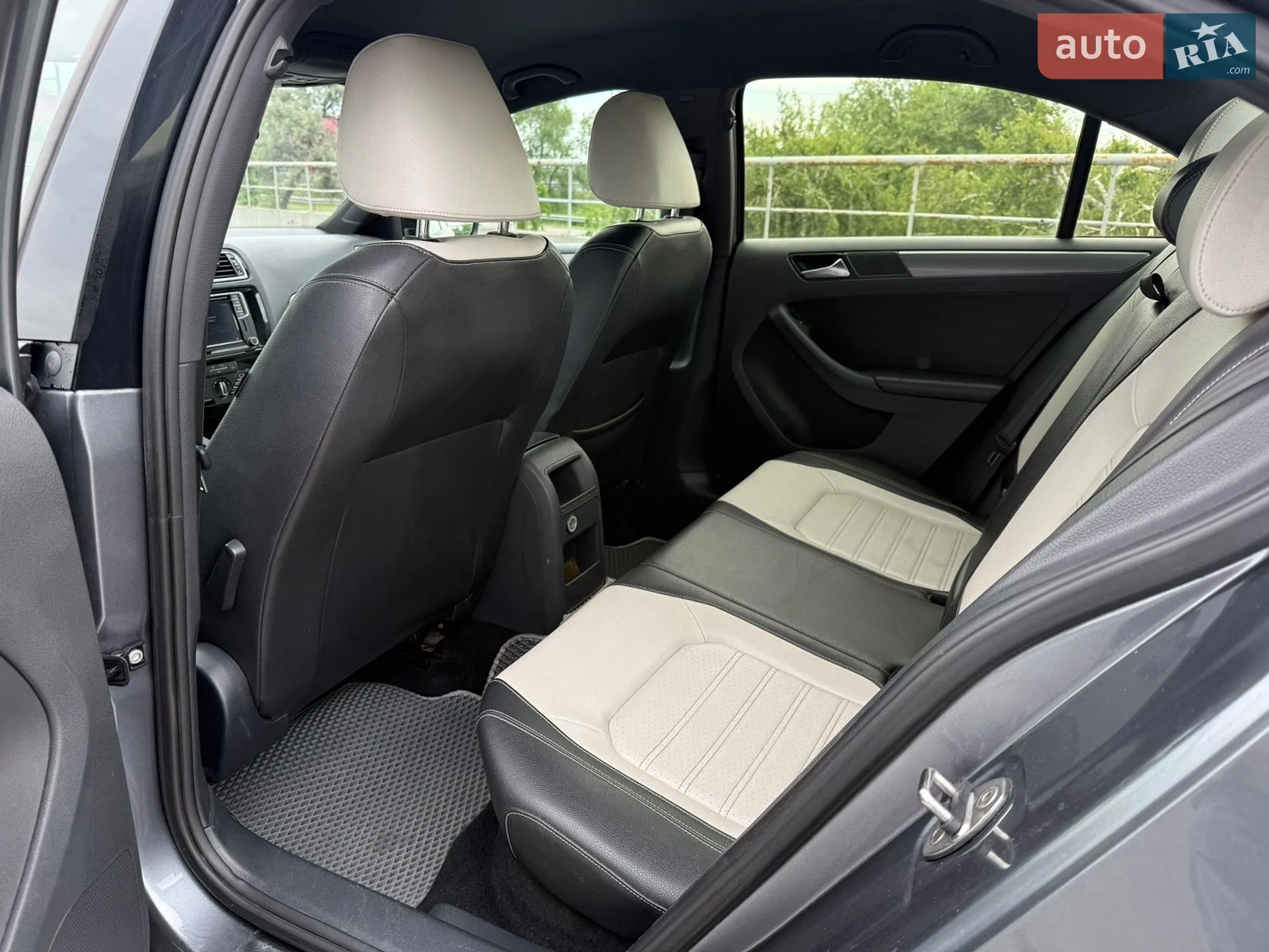 2015 Volkswagen Jetta - мініатюра 30