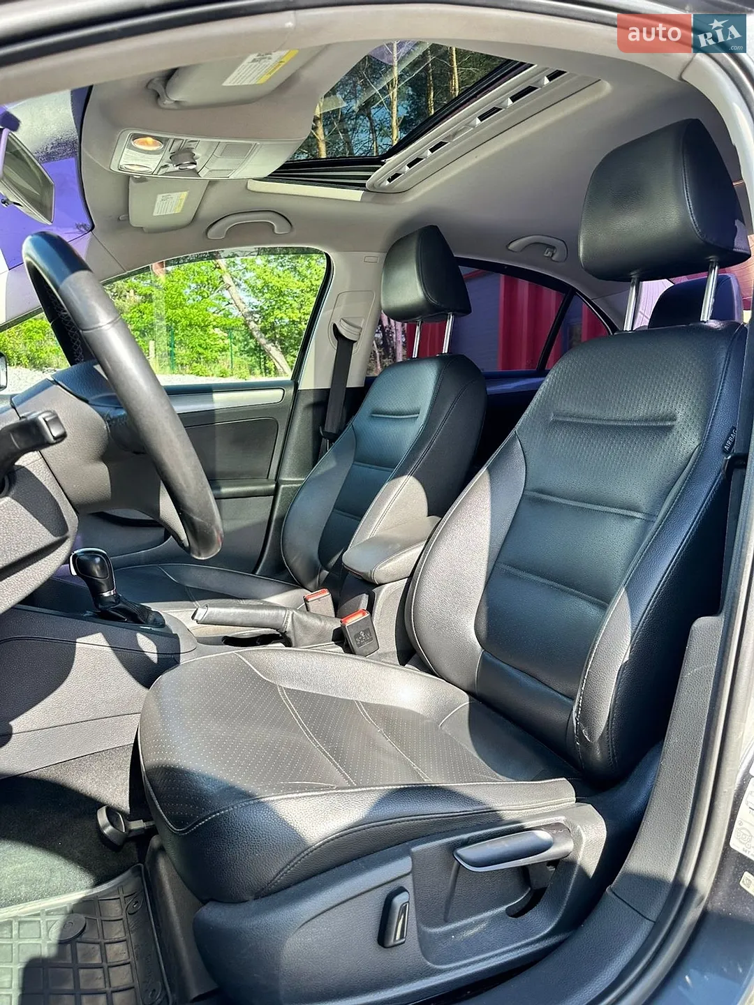 2012 Volkswagen Jetta - мініатюра 22
