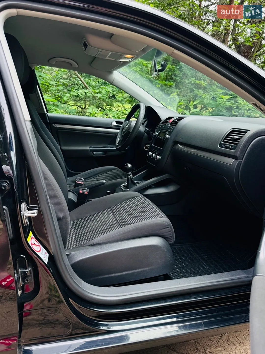 2010 Volkswagen Jetta - мініатюра 16